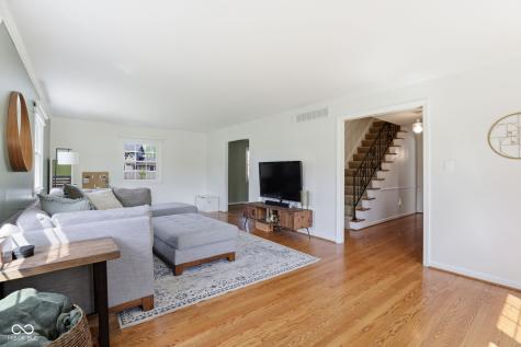 6338 Colebrook Drive Indianapolis IN 46220