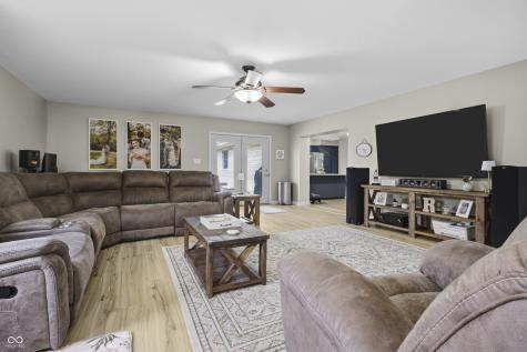 3022 Beech Drive Columbus IN 47203