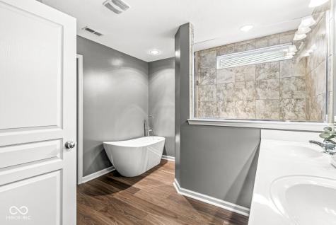 5374 John Quincy Adams Court Plainfield IN 46168