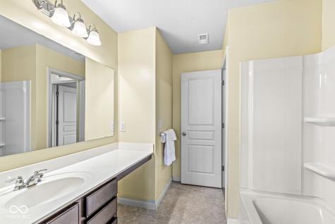 5374 John Quincy Adams Court Plainfield IN 46168