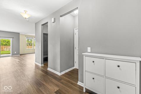 5374 John Quincy Adams Court Plainfield IN 46168