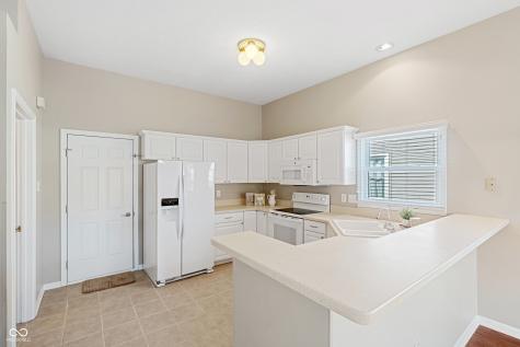 10753 Chesapeake Drive N Indianapolis IN 46236