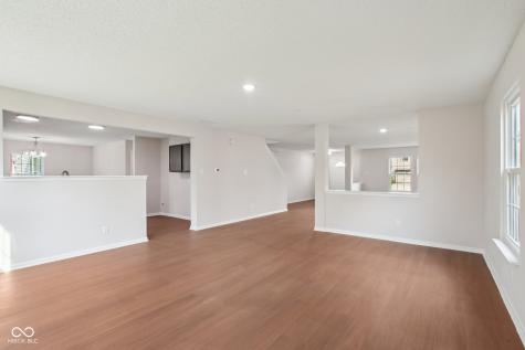 10827 Zimmerman Lane Indianapolis IN 46231