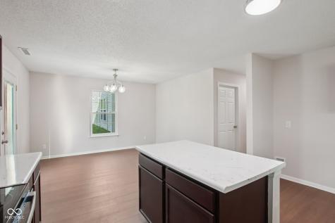 10827 Zimmerman Lane Indianapolis IN 46231