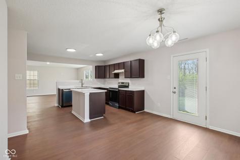10827 Zimmerman Lane Indianapolis IN 46231
