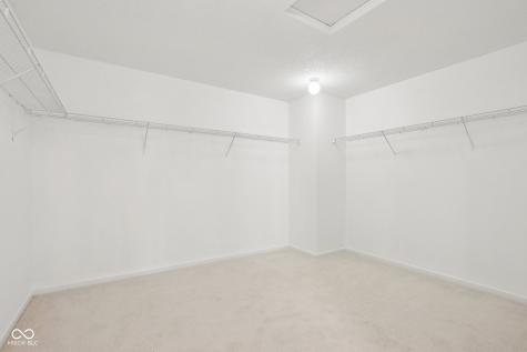 10827 Zimmerman Lane Indianapolis IN 46231