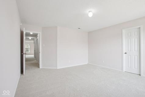 10827 Zimmerman Lane Indianapolis IN 46231