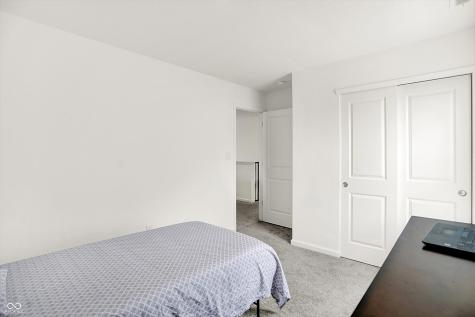 1612 N Regatta Drive Greenfield IN 46140