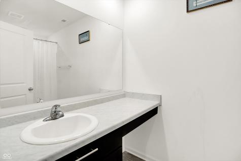 1612 N Regatta Drive Greenfield IN 46140