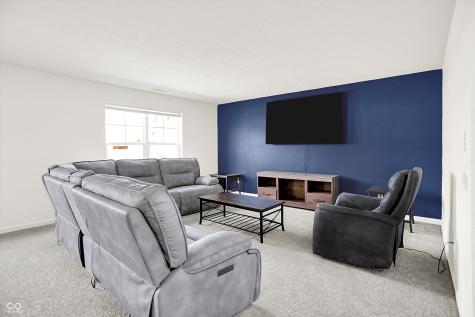 1612 N Regatta Drive Greenfield IN 46140