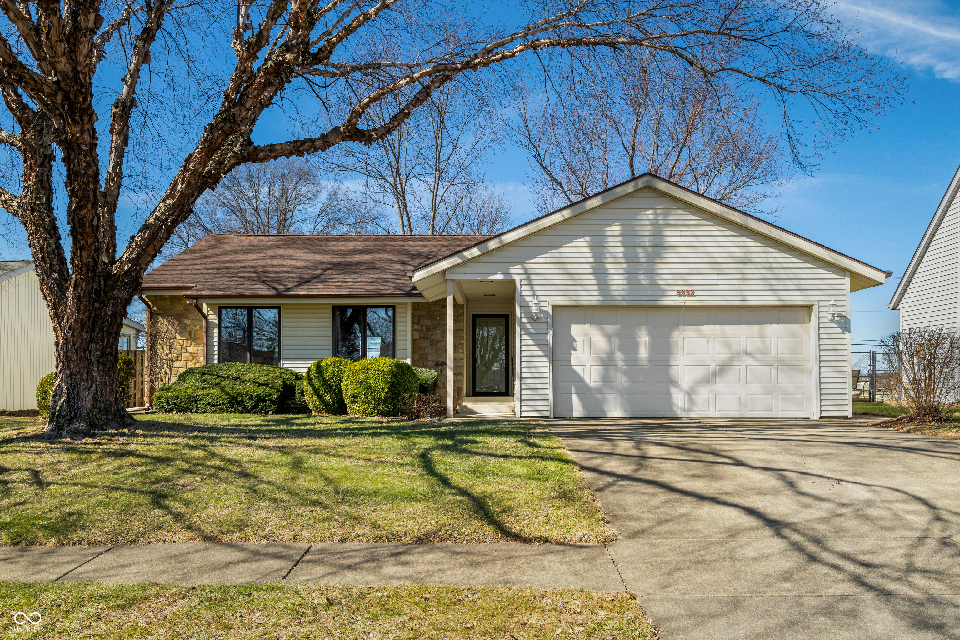 3932 Villa Drive Columbus IN 47203