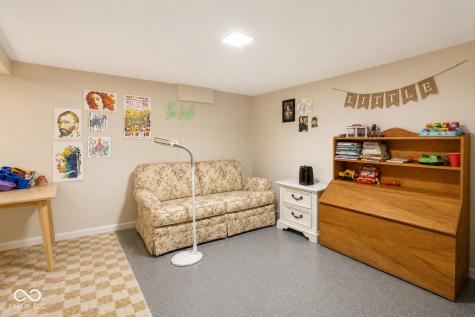5472 E 18th Street Indianapolis IN 46218