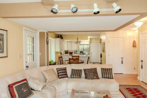 1958 W Twin Oaks Court Crawfordsville IN 47933