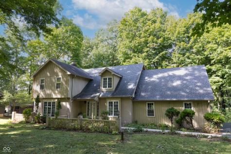 1958 W Twin Oaks Court Crawfordsville IN 47933