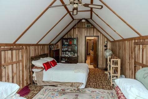 1958 W Twin Oaks Court Crawfordsville IN 47933