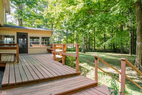 1958 W Twin Oaks Court Crawfordsville IN 47933