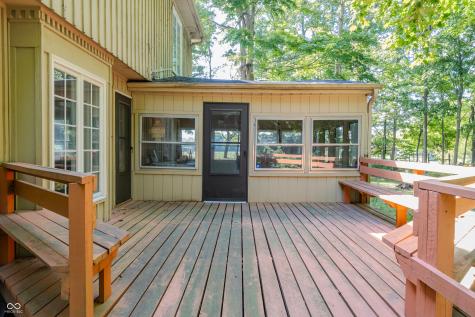 1958 W Twin Oaks Court Crawfordsville IN 47933