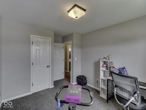 1022 S Teresa Drive Martinsville IN 46151