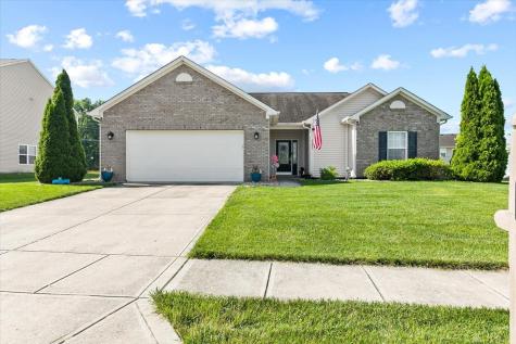 8223 Dartmoth Lane Avon IN 46123