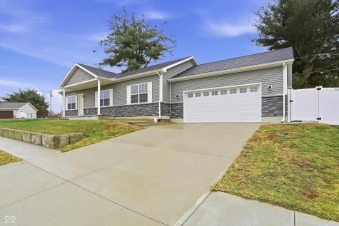 10 Doe Creek Circle Cloverdale IN 46120