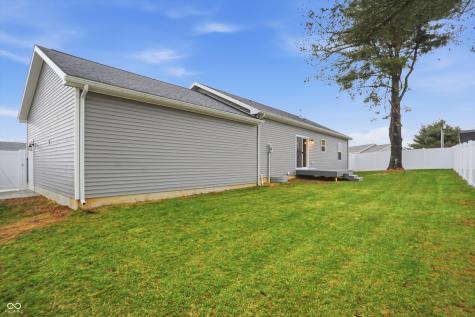 10 Doe Creek Circle Cloverdale IN 46120