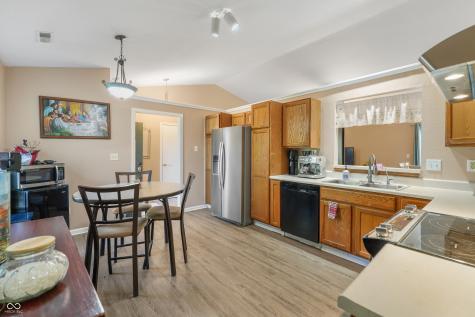 4617 Welton Street Greenwood IN 46143