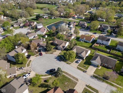 4617 Welton Street Greenwood IN 46143