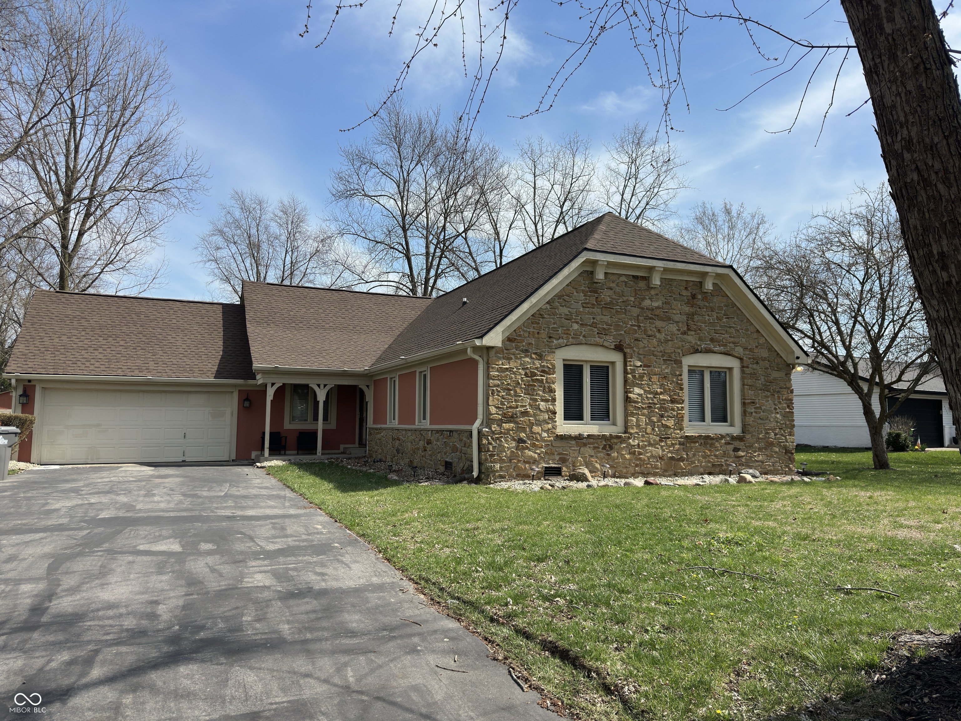 8341 Christiana Lane Indianapolis IN 46256