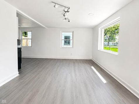 3812 S Ebright Street Muncie IN 47302