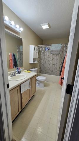6122 Chadworth Way Indianapolis IN 46236