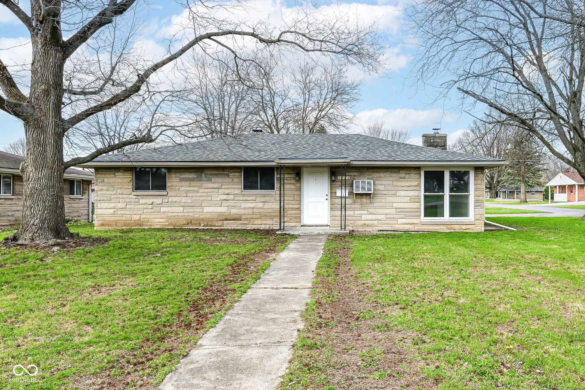 2328 E 9th Street Anderson IN 46012