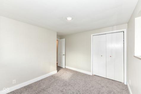 2328 E 9th Street Anderson IN 46012