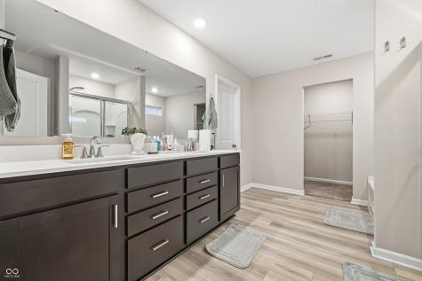 10218 Arctic Edge Drive Indianapolis IN 46259