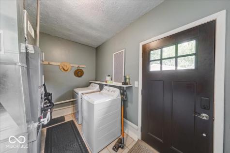 608 W 600 N Fortville IN 46040