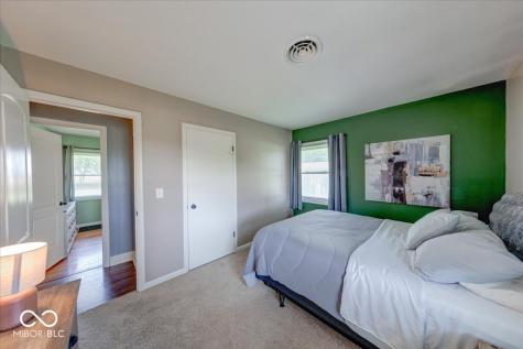 608 W 600 N Fortville IN 46040