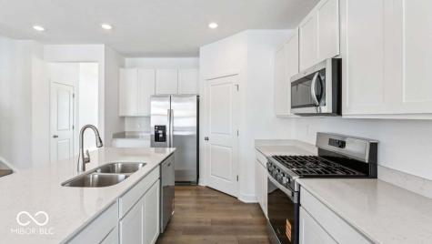 8080 Wesleyan Drive Avon IN 46123