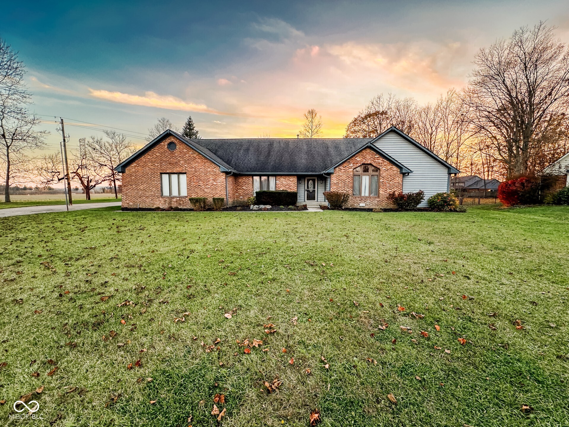 12101 Sunrise Court Indianapolis IN 46229