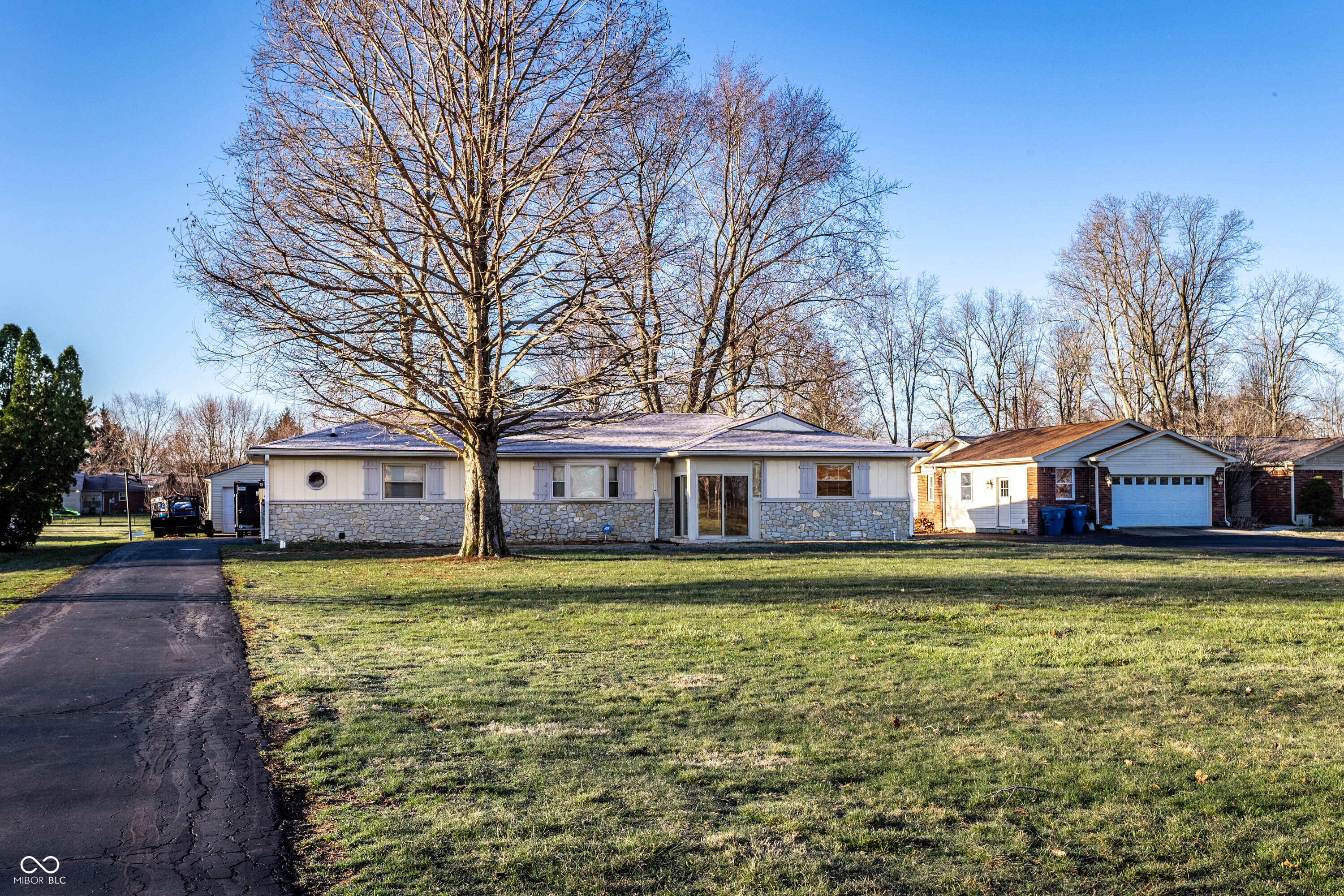 9619 E Southport Road Indianapolis IN 46259