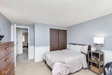 5534 Milhouse Road Indianapolis IN 46221