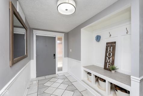 5534 Milhouse Road Indianapolis IN 46221