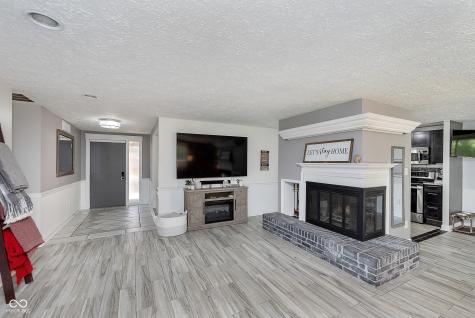 5534 Milhouse Road Indianapolis IN 46221