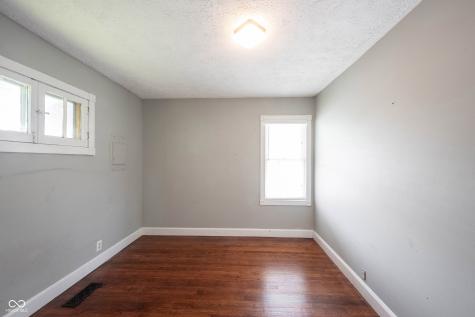 404 N Swope Street Greenfield IN 46140