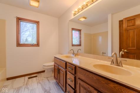 13797 Mill Stream Court Carmel IN 46032