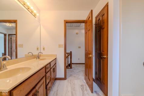 13797 Mill Stream Court Carmel IN 46032