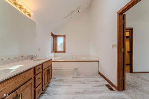 13797 Mill Stream Court Carmel IN 46032