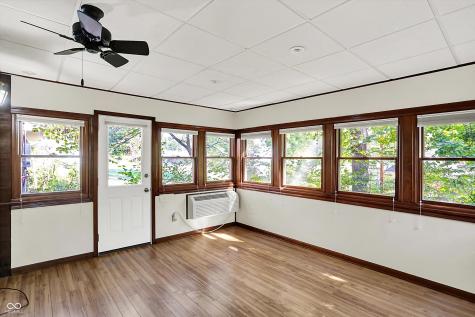 6041 Wexford Road Indianapolis IN 46220