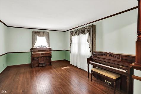 6041 Wexford Road Indianapolis IN 46220