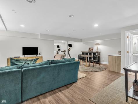 12993 Regent Circle Carmel IN 46032