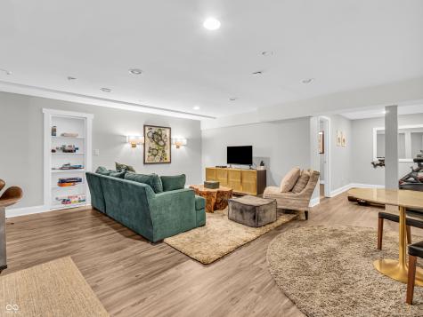 12993 Regent Circle Carmel IN 46032