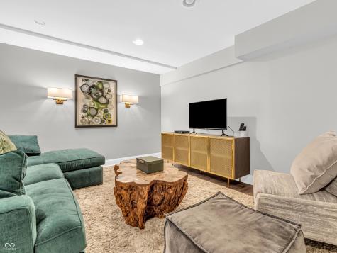 12993 Regent Circle Carmel IN 46032